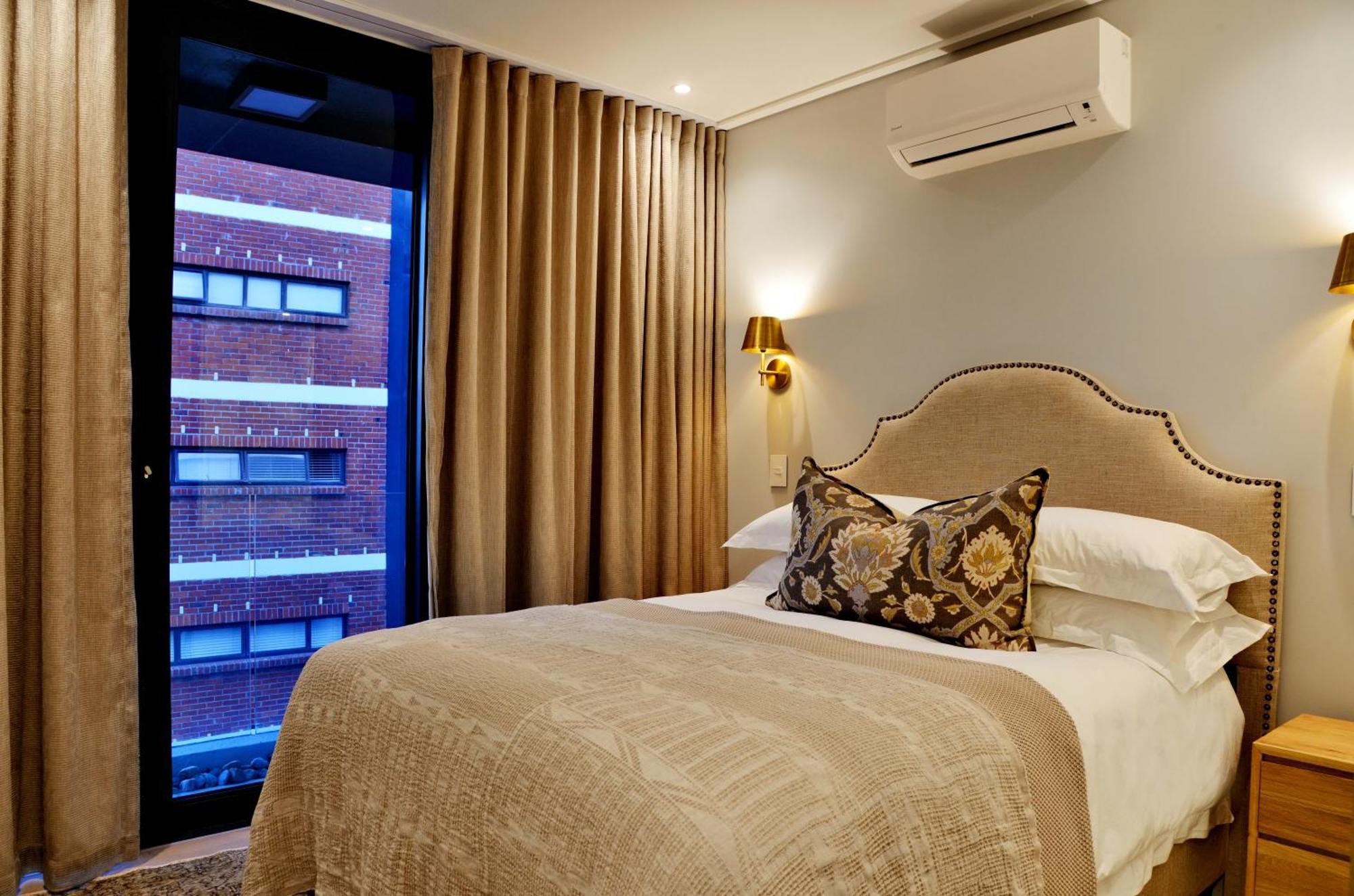 35 On Main Apartamento